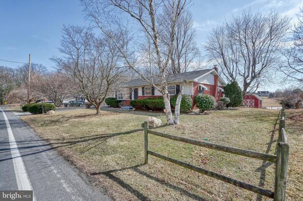 Hanover, PA 17331,1649 OAKWOOD DR