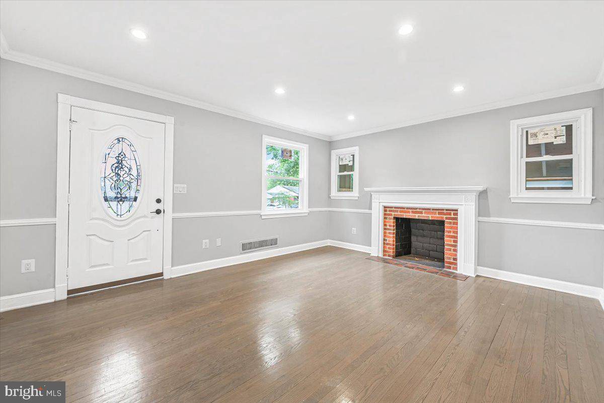 Hyattsville, MD 20783,6902 21ST AVE