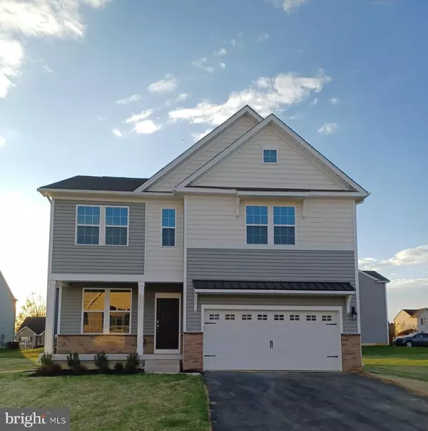 307 KNOLLWOOD DRIVE, Forks Township, PA 18040