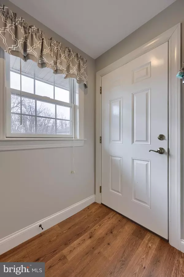 Lancaster, PA 17602,89 MIDWAY FARMS LN