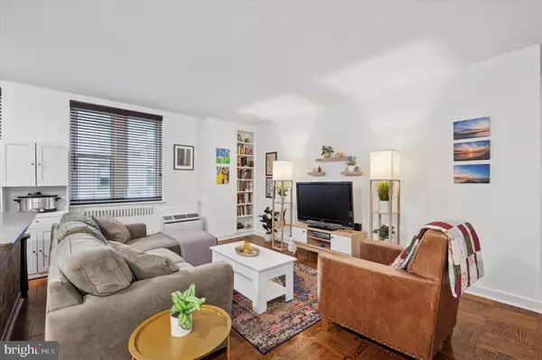 Philadelphia, PA 19130,2601 PENNSYLVANIA AVE #252