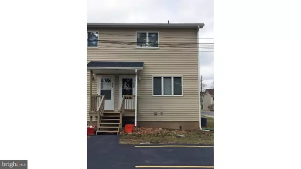 225 STROUSE AVE, State College, PA 16803