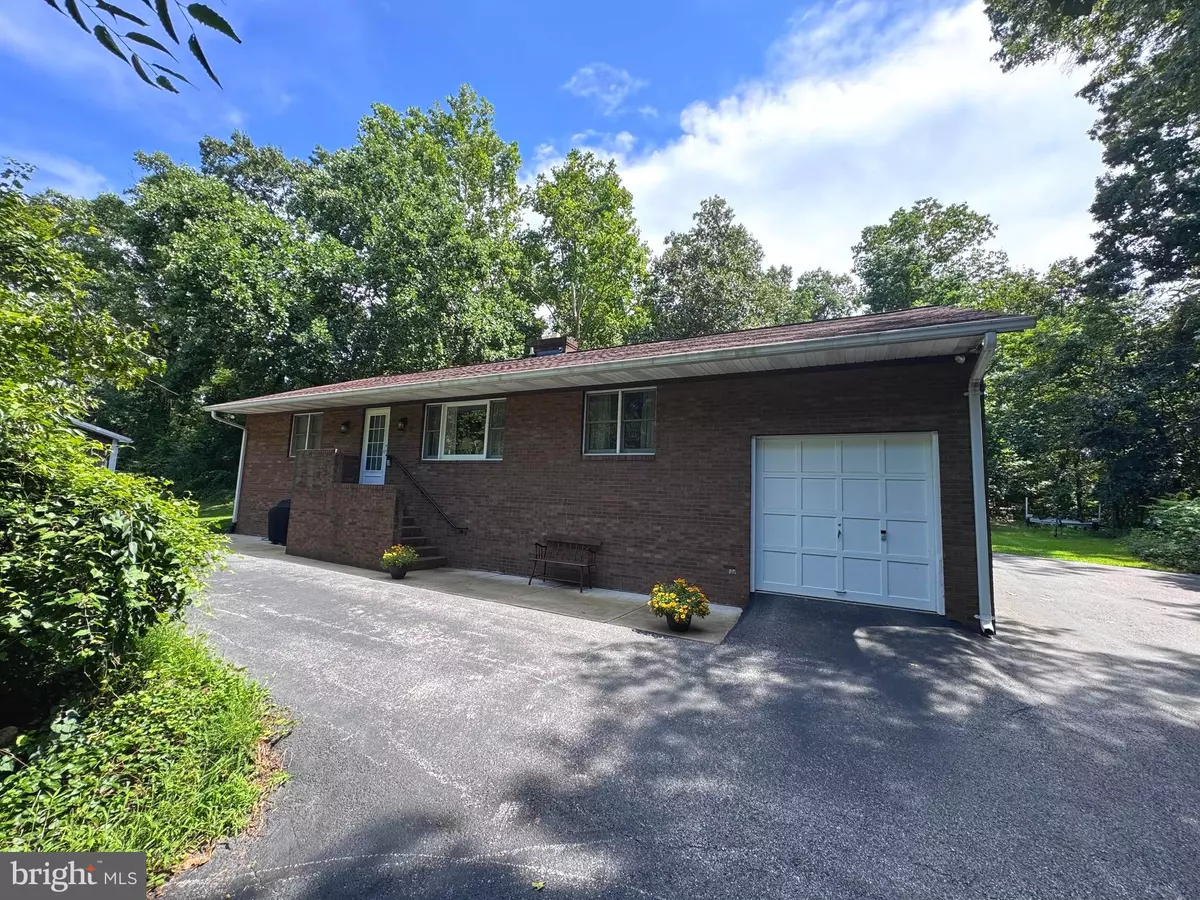 Hanover, MD 21076,7143 RACE RD