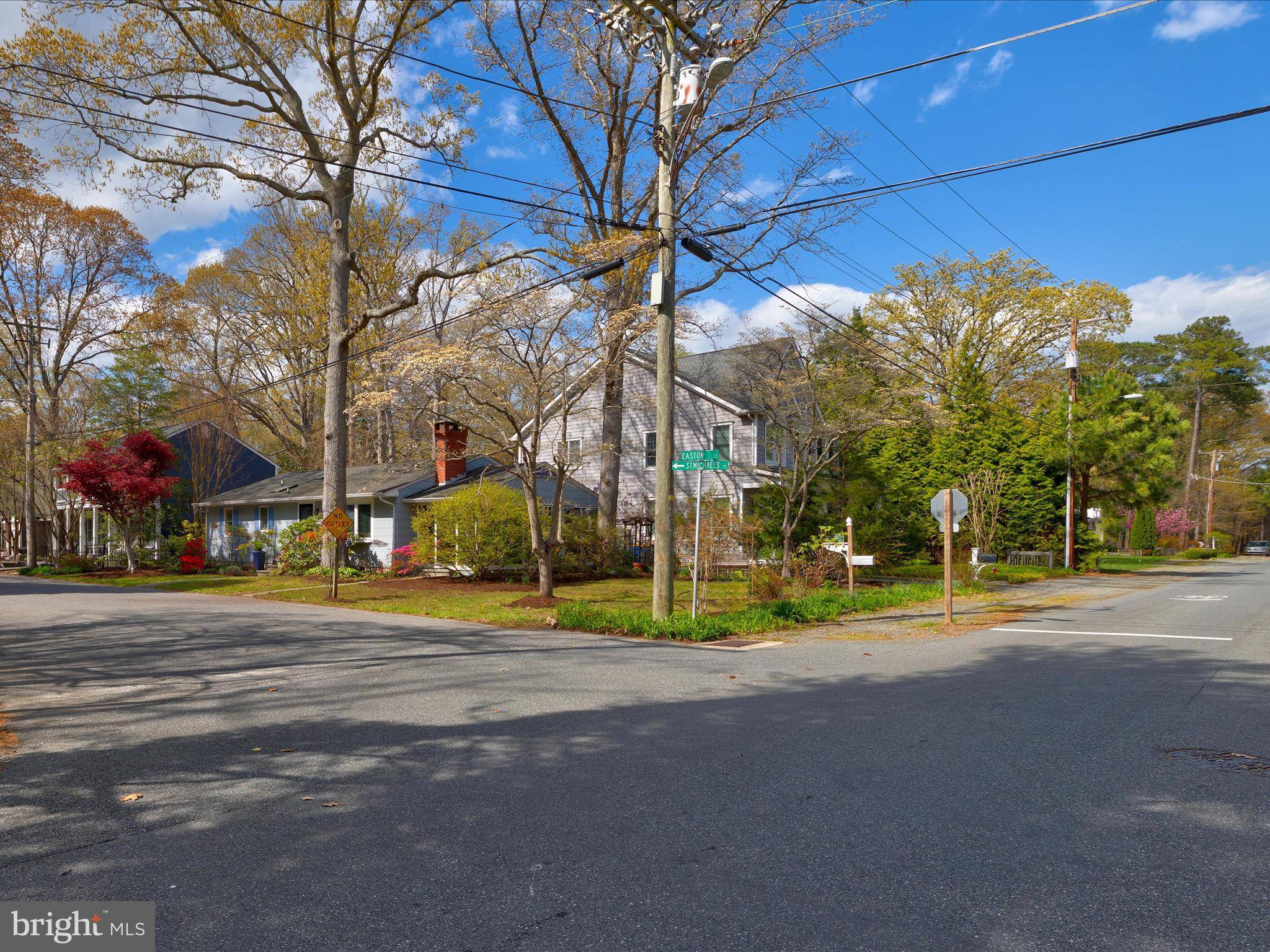 Rehoboth Beach, DE 19971,143 HENLOPEN AVE