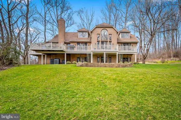 Glen Arm, MD 21057,3 DEER WOODS CT