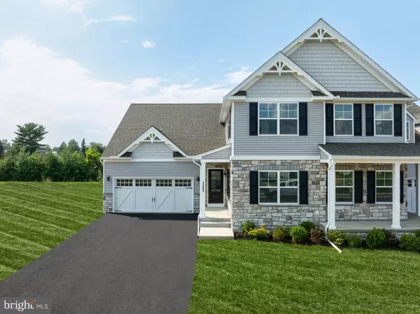 1231 HERSHEY LN, Lancaster, PA 17601