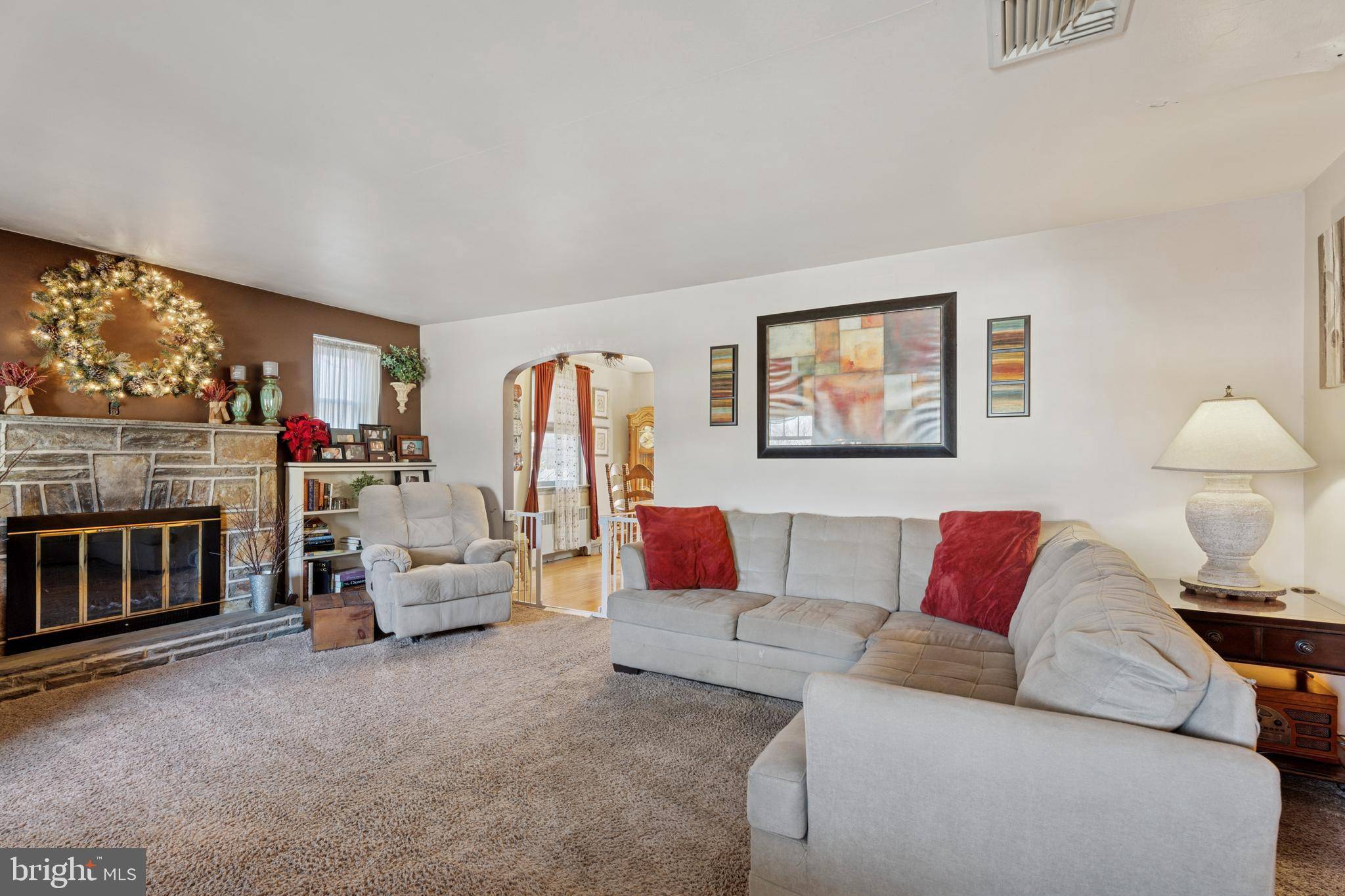Glenside, PA 19038,522 MONTIER RD