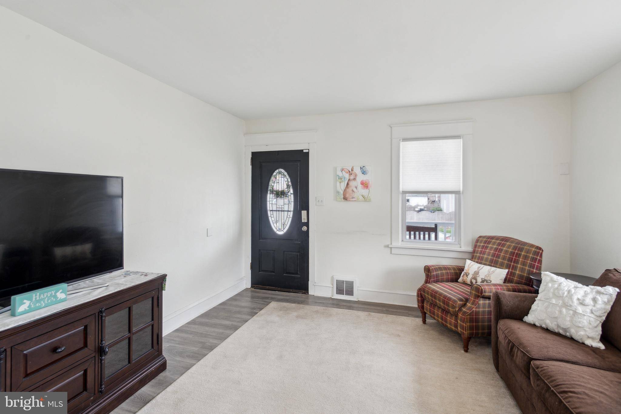 Mount Ephraim, NJ 08059,812 LAMBERT AVE