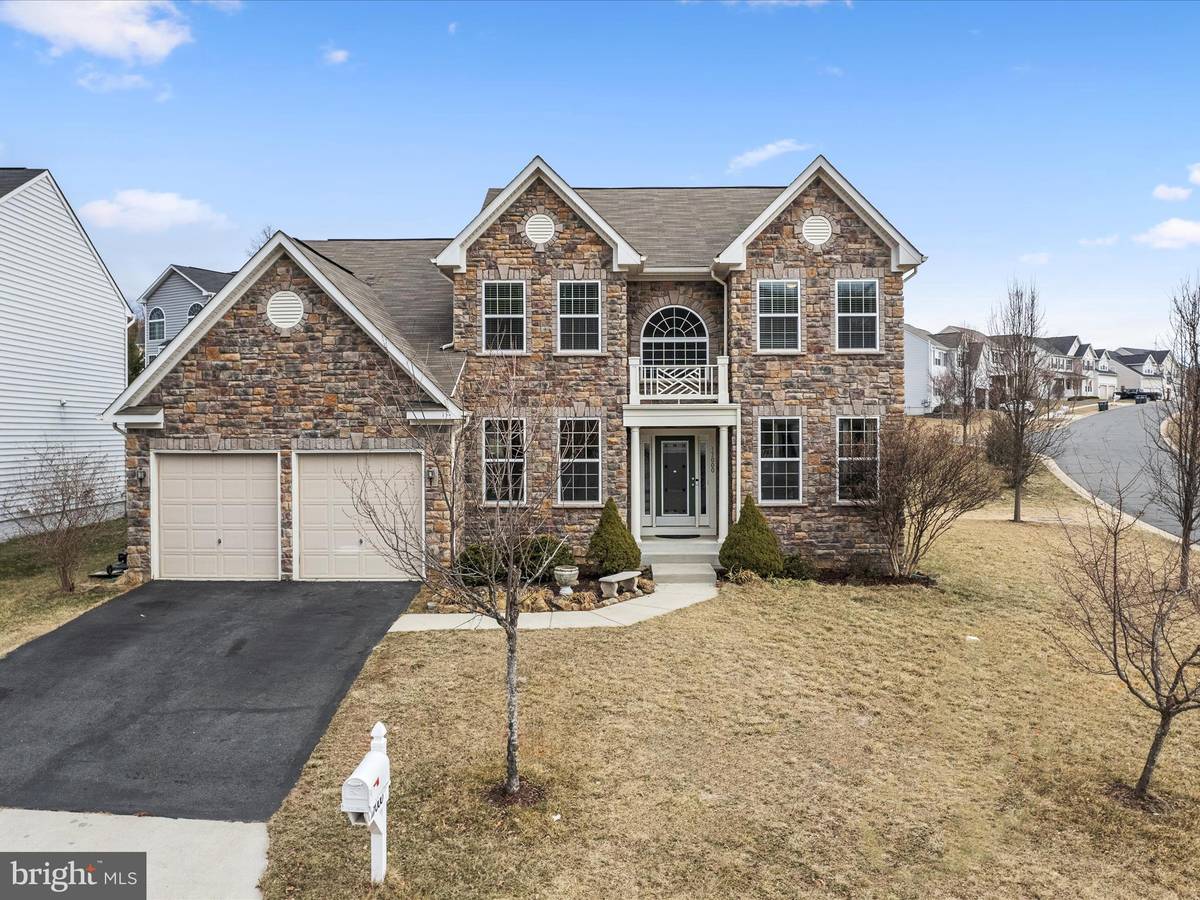 Round Hill, VA 20141,17000 CHARLESBOURG PL