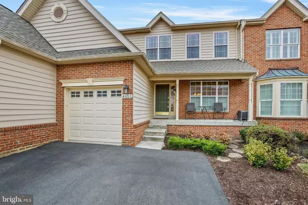 43213 SOMERSET HILLS TER, Ashburn, VA 20147