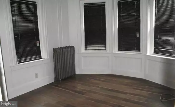 Vineland, NJ 08360,413 W GRAPE ST