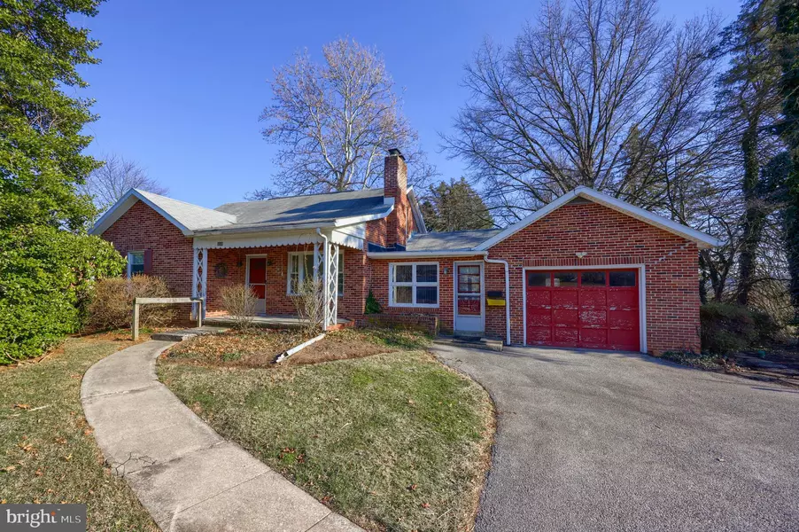 3330 E PROSPECT RD, York, PA 17402