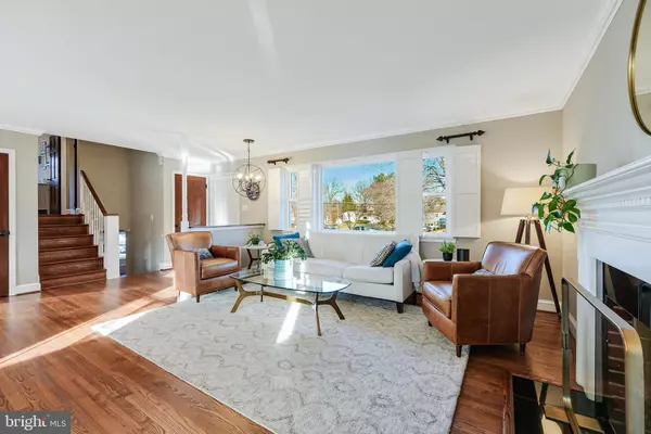 Mclean, VA 22101,1640 WARNER AVE