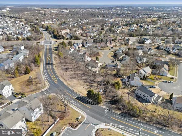 Ashburn, VA 20147,20576 ASHBURN RD