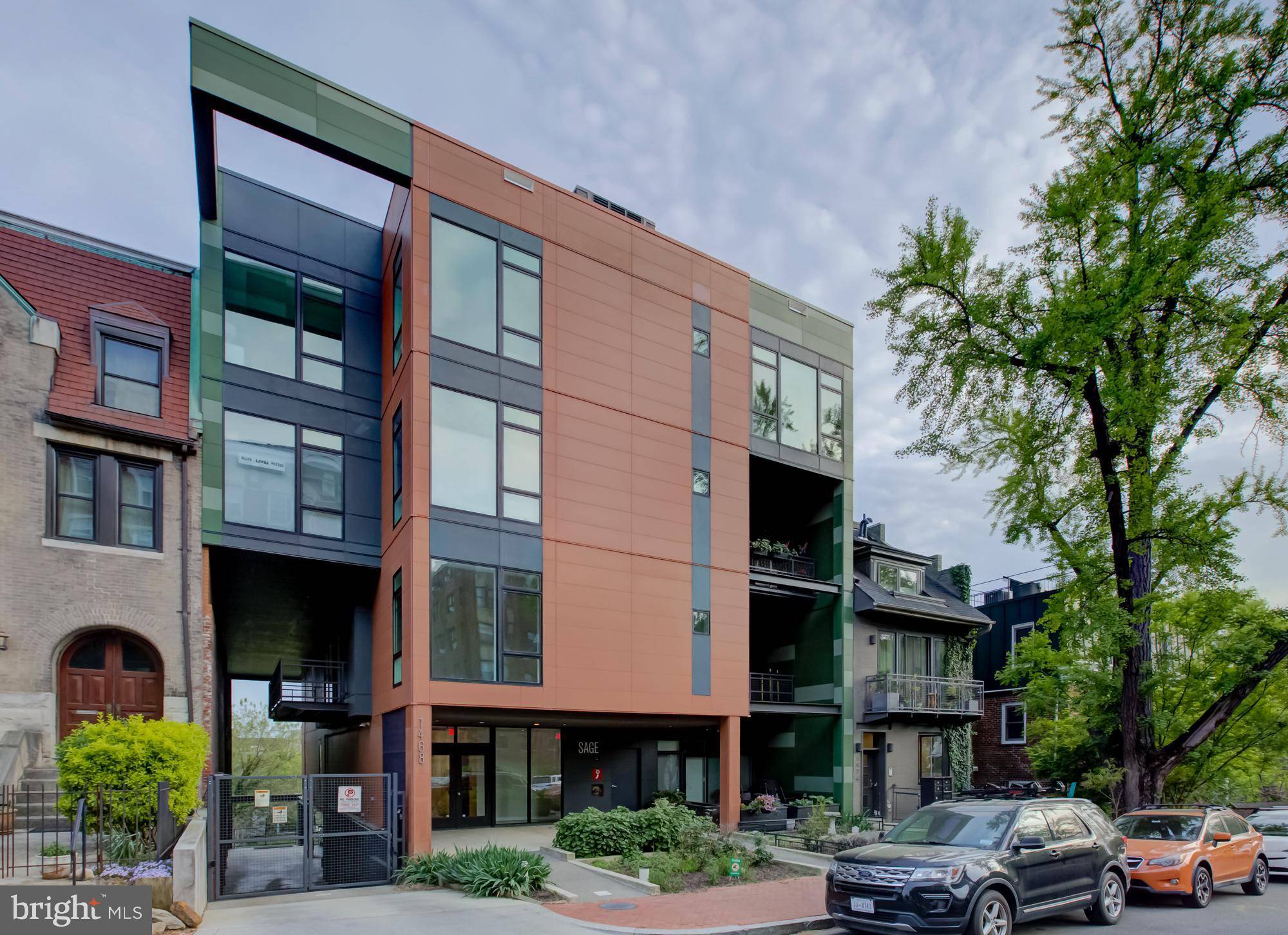 Washington, DC 20009,1468 BELMONT ST NW #4E