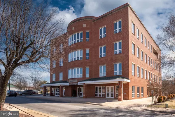 Manassas, VA 20110,9255 CENTER ST #410