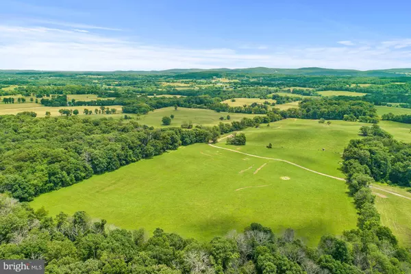 Marshall, VA 20115,8160 FROGTOWN RD