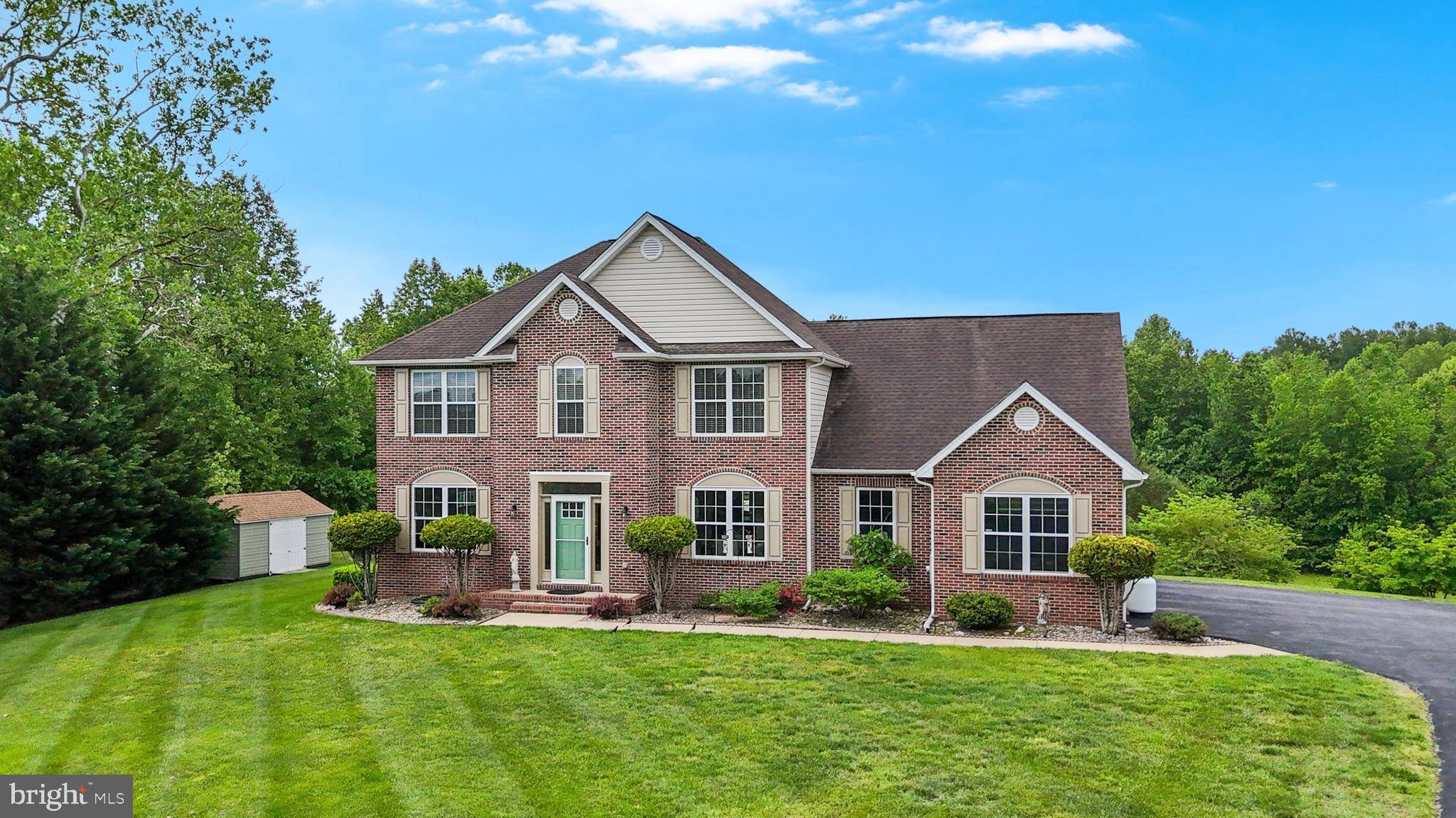 Waldorf, MD 20601,15735 HENS REST LN