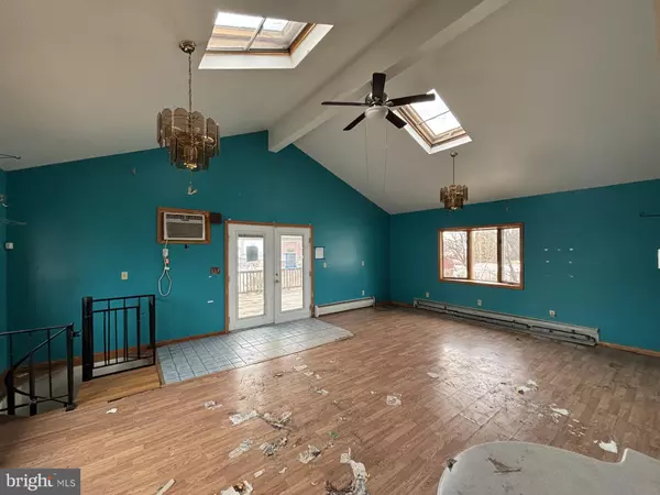 Sunbury, PA 17801,349 LINDEN ST