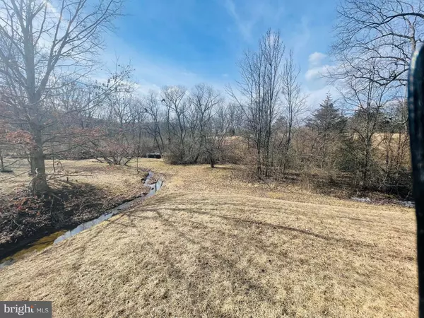 Pine Grove, PA 17963,852 TRESTLE CT