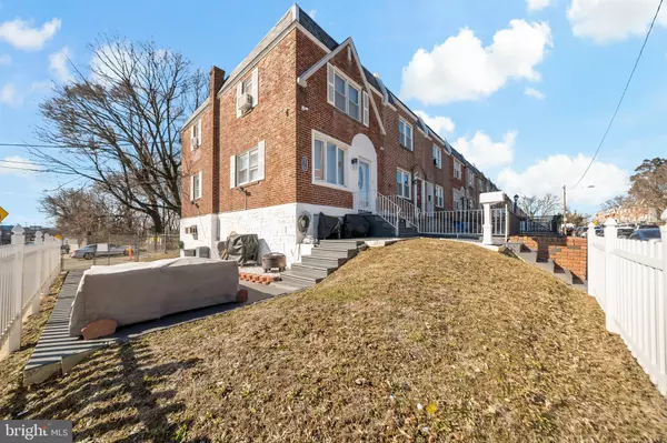 Philadelphia, PA 19120,670 E ANNSBURY ST