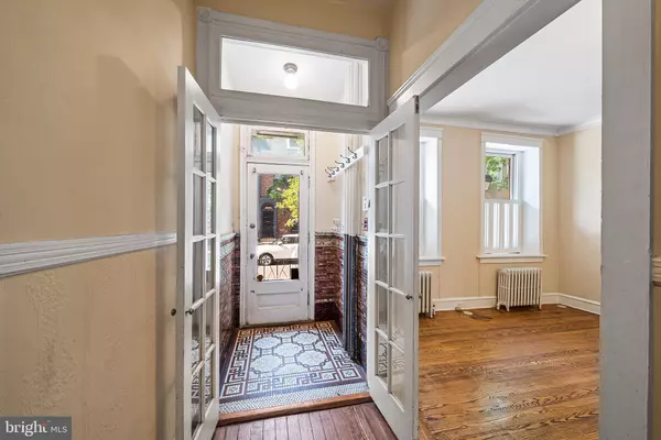 Philadelphia, PA 19106,231 PINE ST