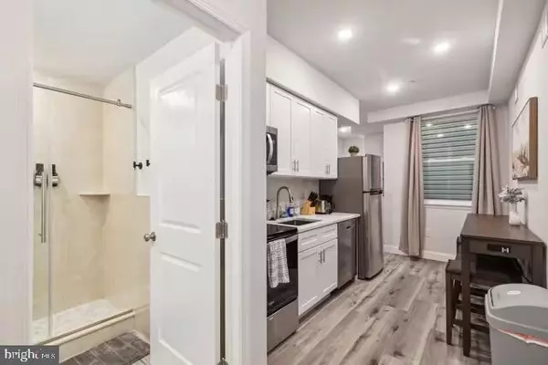 Philadelphia, PA 19107,214 N 12TH ST