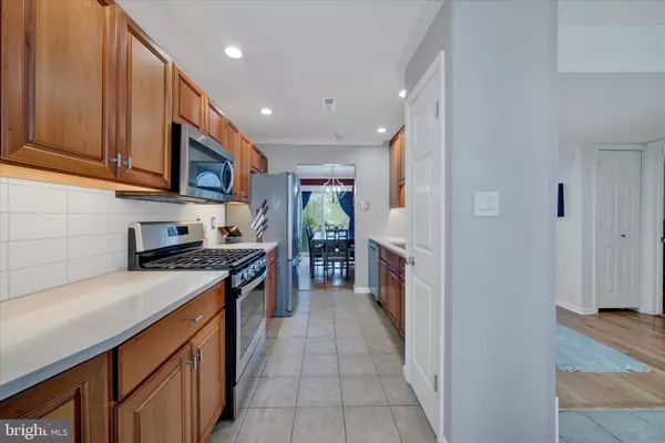 Newtown, PA 18940,27 PARKVIEW WAY