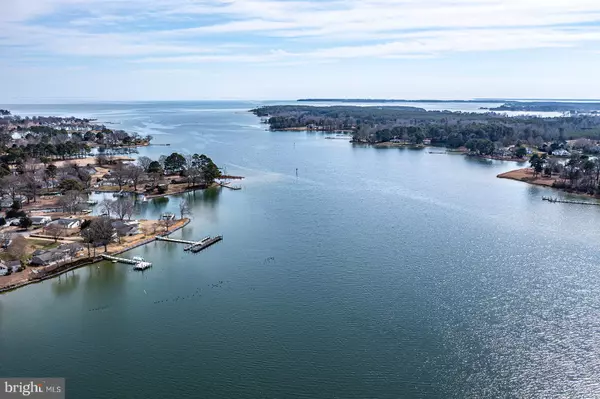 Kilmarnock, VA 22482,82 TUCKAWAY LANE