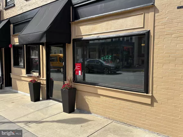 Hamburg, PA 19526,2 S 4TH ST