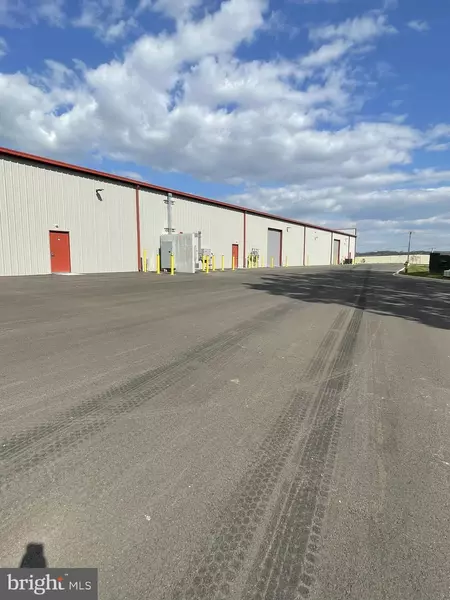 331 AVIATION WAY #UNIT 5, Frederick, MD 21701