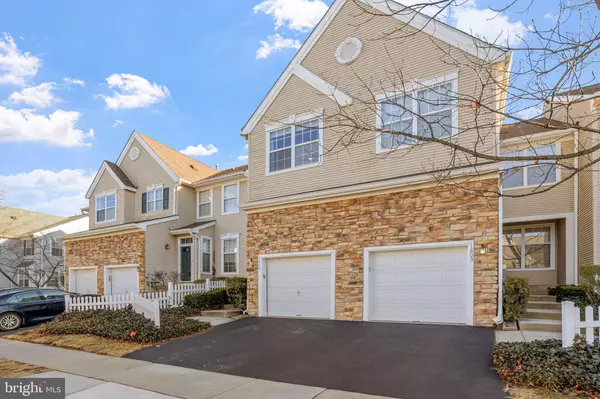 Dayton, NJ 08810,1804 DAHLIA CIR