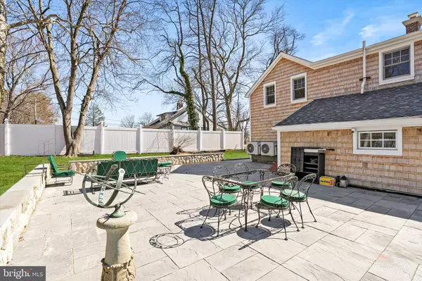 Mount Holly, NJ 08060,1387 MONMOUTH RD