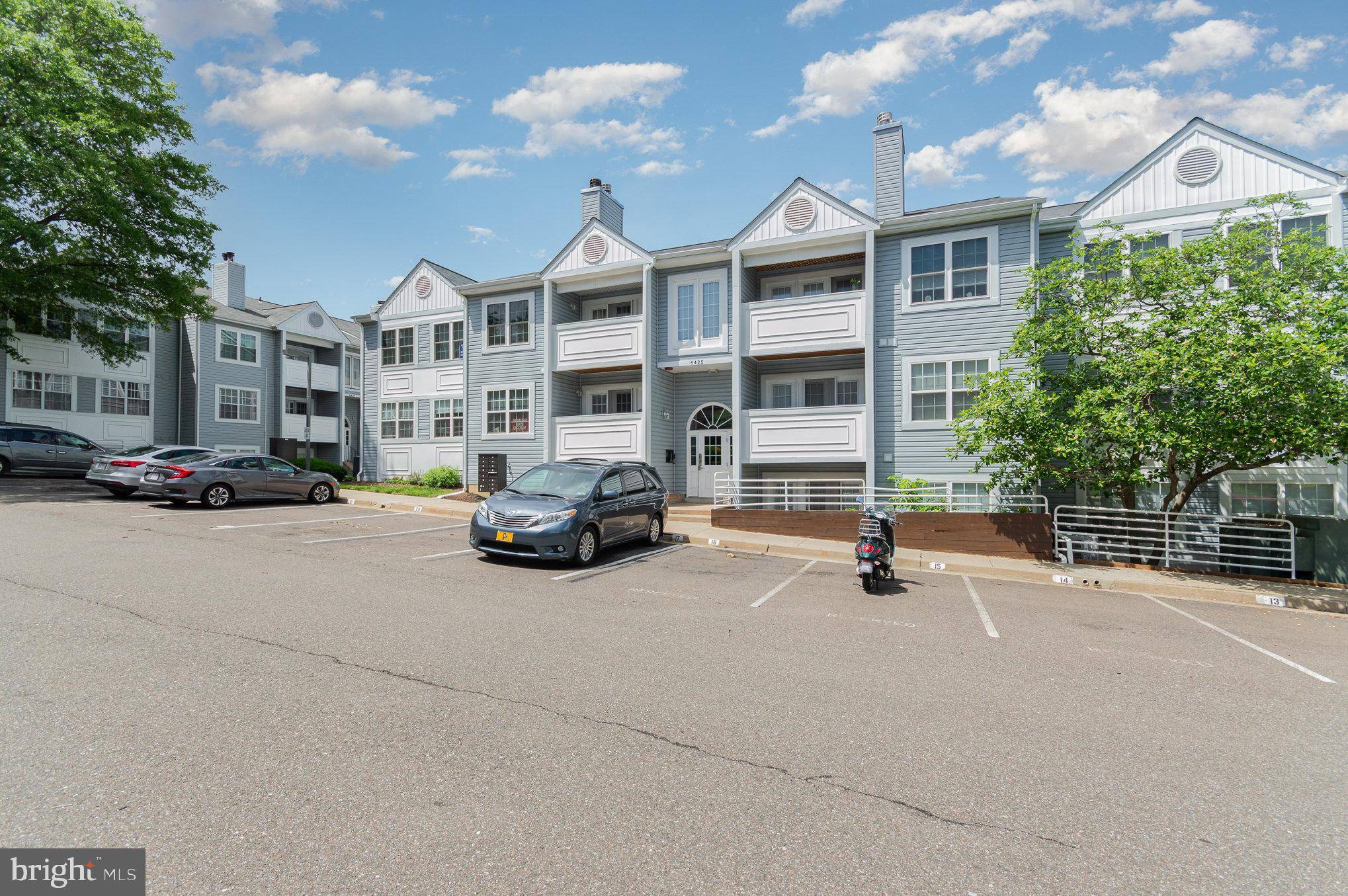 Alexandria, VA 22306,6425 RICHMOND HWY #102