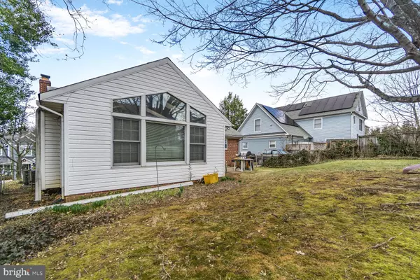 Arlington, VA 22205,5412 21ST ST N