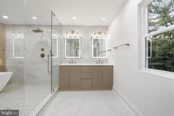 Fairfax, VA 22031,2919 FAIRHILL RD