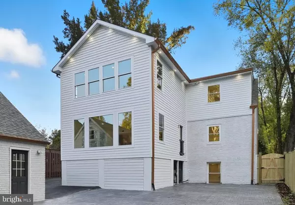 Fairfax, VA 22031,2919 FAIRHILL RD