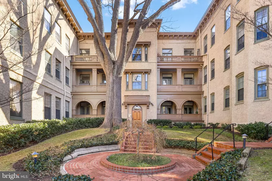 1527 30TH ST NW #B11, Washington, DC 20007