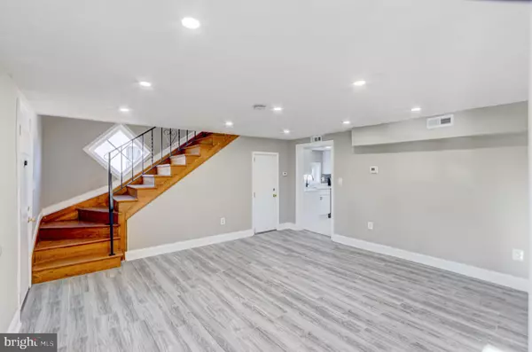 Catonsville, MD 21228,42 WINTERS LN