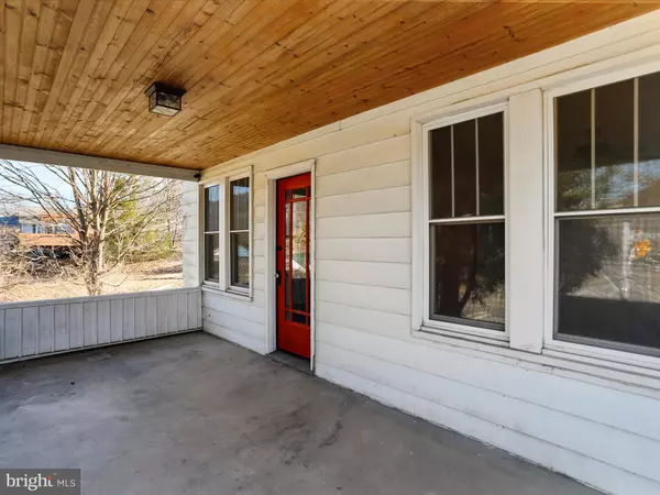 Ridgeley, WV 26753,5915 FRANKFORT HWY