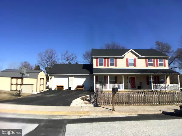 84 SCHOOLHOUSE LN, Windsor, PA 17366