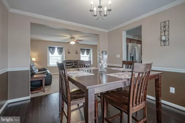 Carneys Point, NJ 08069,35 GRANITE LN