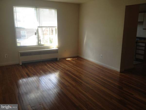 Hyattsville, MD 20782,4107 OGLETHORPE ST #202