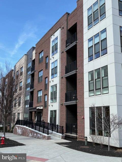 11200 RESTON STATION BLVD #402, Reston, VA 20190