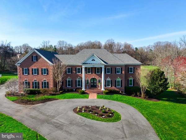 9722 ARNON CHAPEL RD, Great Falls, VA 22066