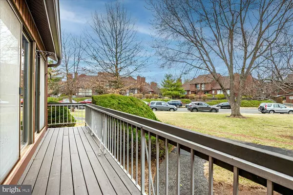 Hillsborough, NJ 08844,27 BLOOMINGDALE DR #3C