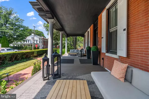West Chester, PA 19382,305 S WALNUT ST