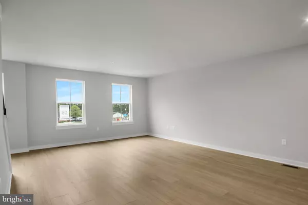 Carlisle, PA 17013,14 MORGAN CIR #008-02