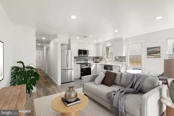 28 E REED AVE, Alexandria, VA 22305