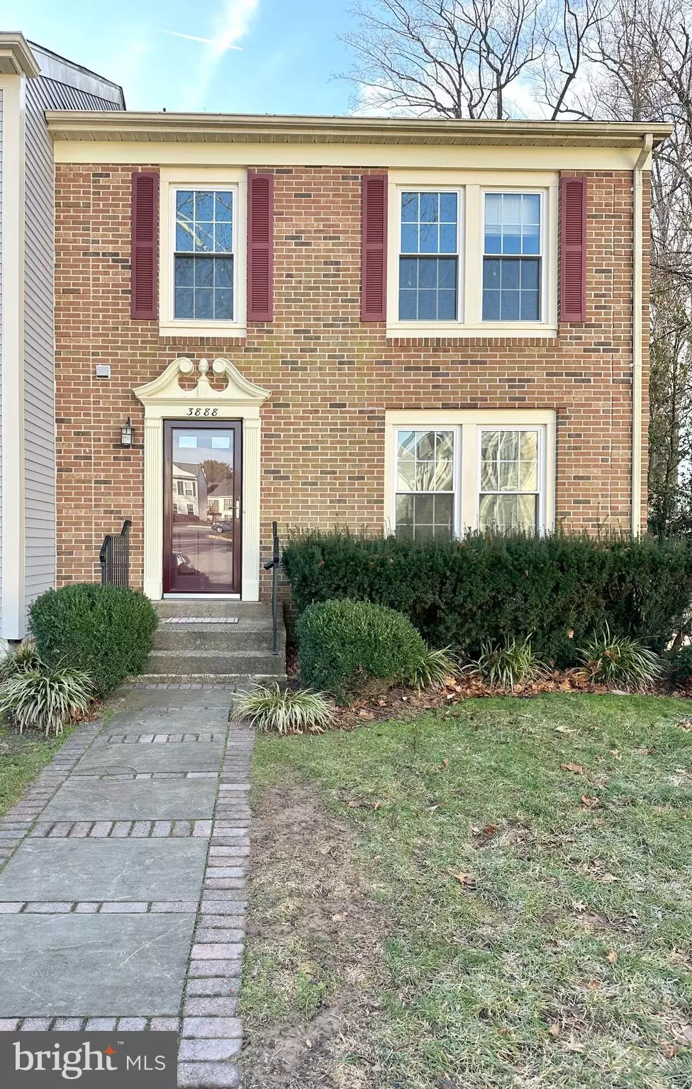 Fairfax, VA 22033,3888 MOHR OAK CT